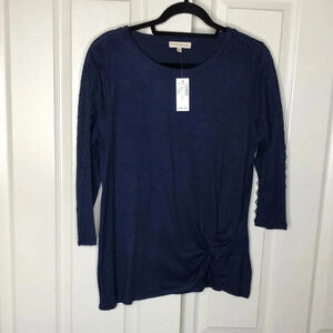 RETROLOGY Lightweight Blue Sweater